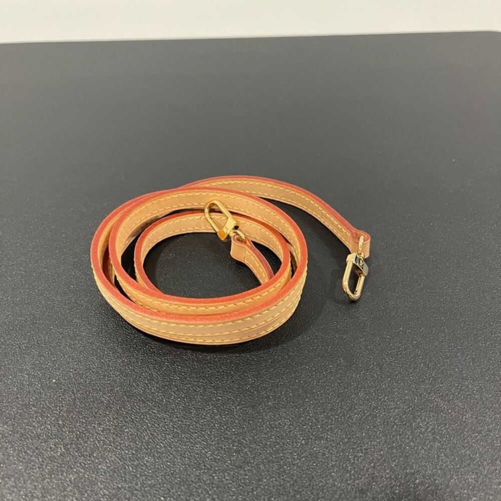Louis Vuitton Skinny Vachetta Strap (JB1343)